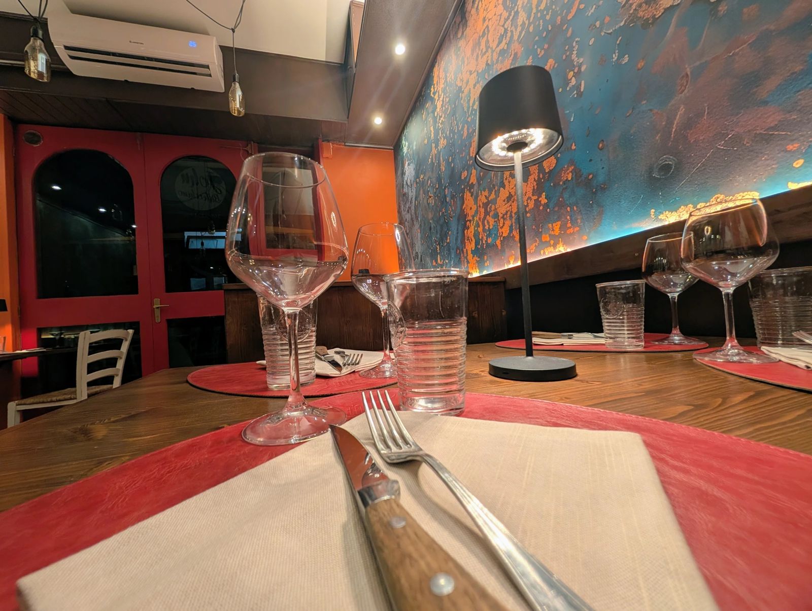 The table — John Bistecchino, steakhouse in Follonica